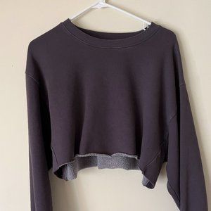 TNA "COZYAF Perfect Cropped Sweatshirt"